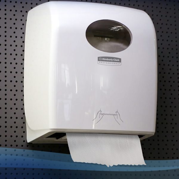 KC Scott® Rolled Hand Towels 6667 – 6 x 304m  White - Image 4
