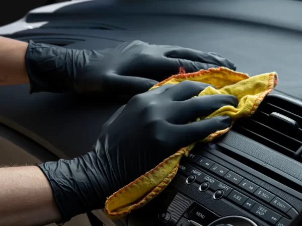 Aurelia Bold 100 Medical Grade Nitrile Gloves - Image 4